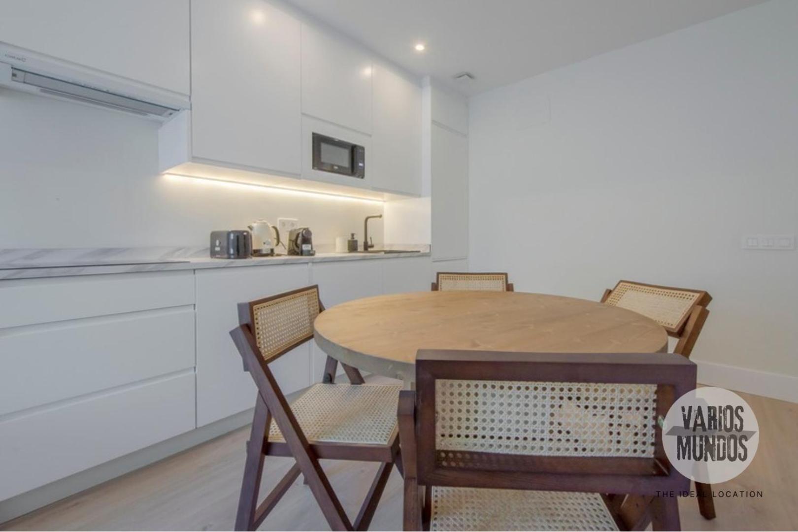 Tu Alojamiento Para 6 En Malasana Ven A San Bernardo 20 Madrid Exterior foto