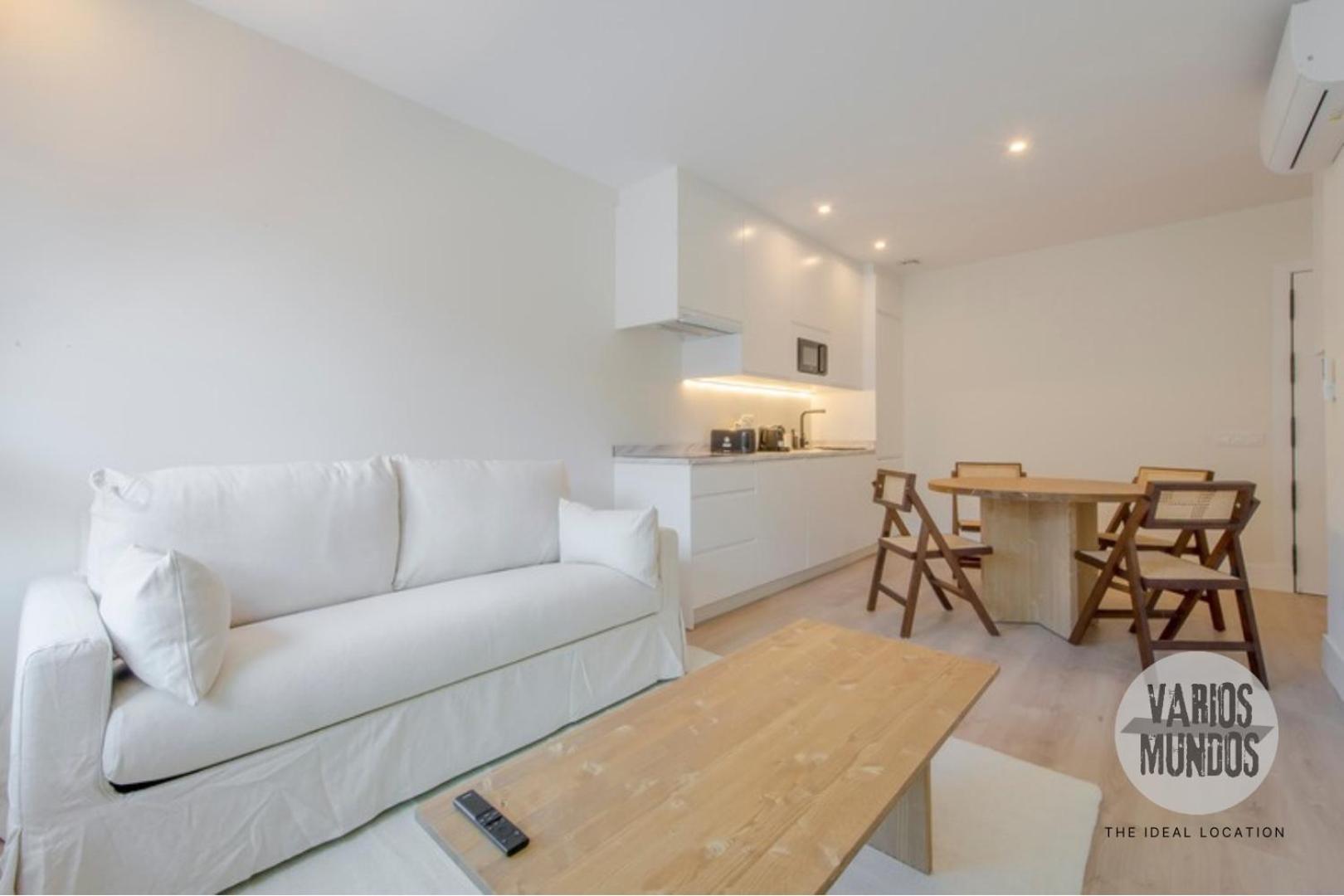 Tu Alojamiento Para 6 En Malasana Ven A San Bernardo 20 Madrid Exterior foto