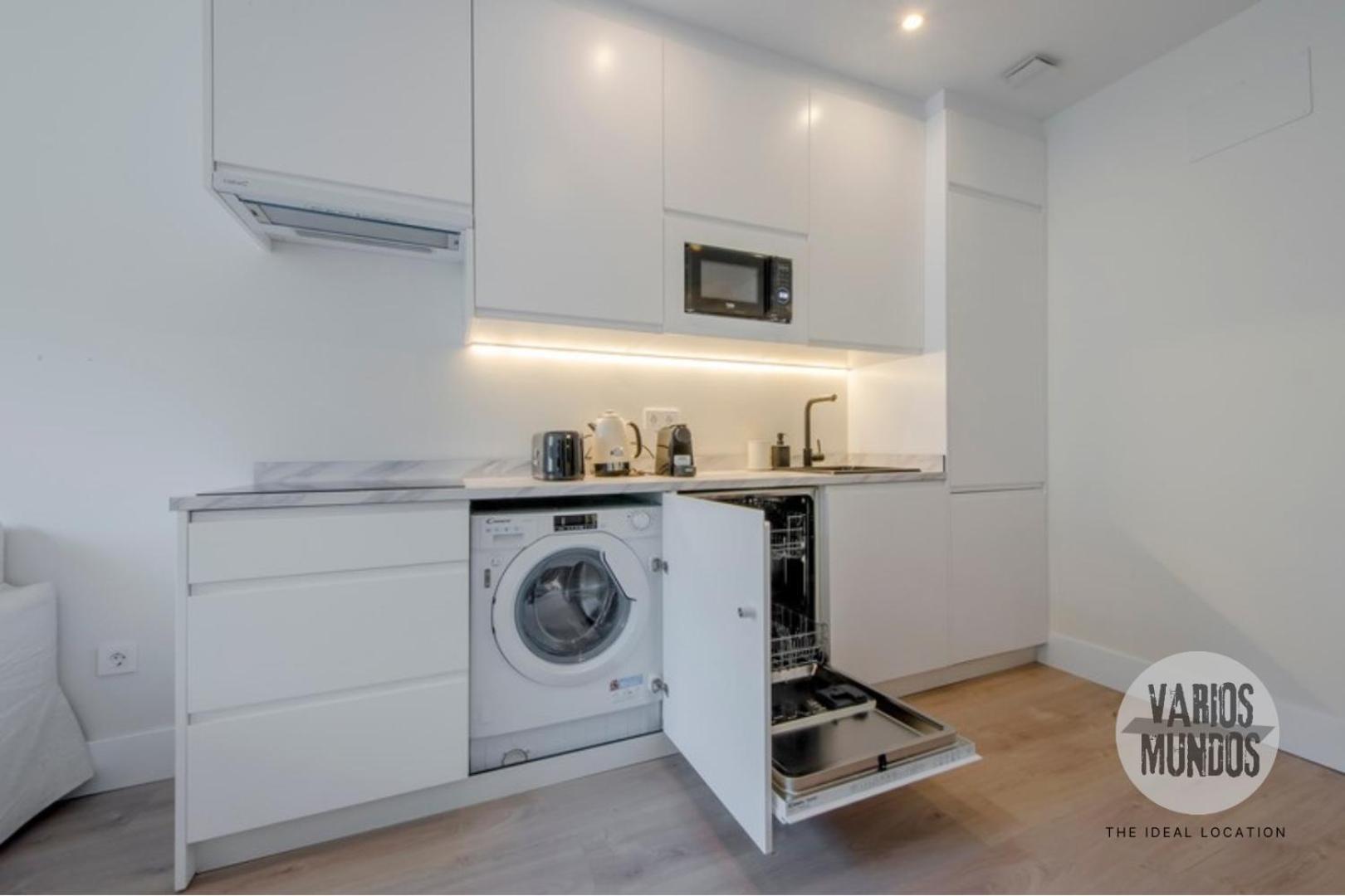 Tu Alojamiento Para 6 En Malasana Ven A San Bernardo 20 Madrid Exterior foto
